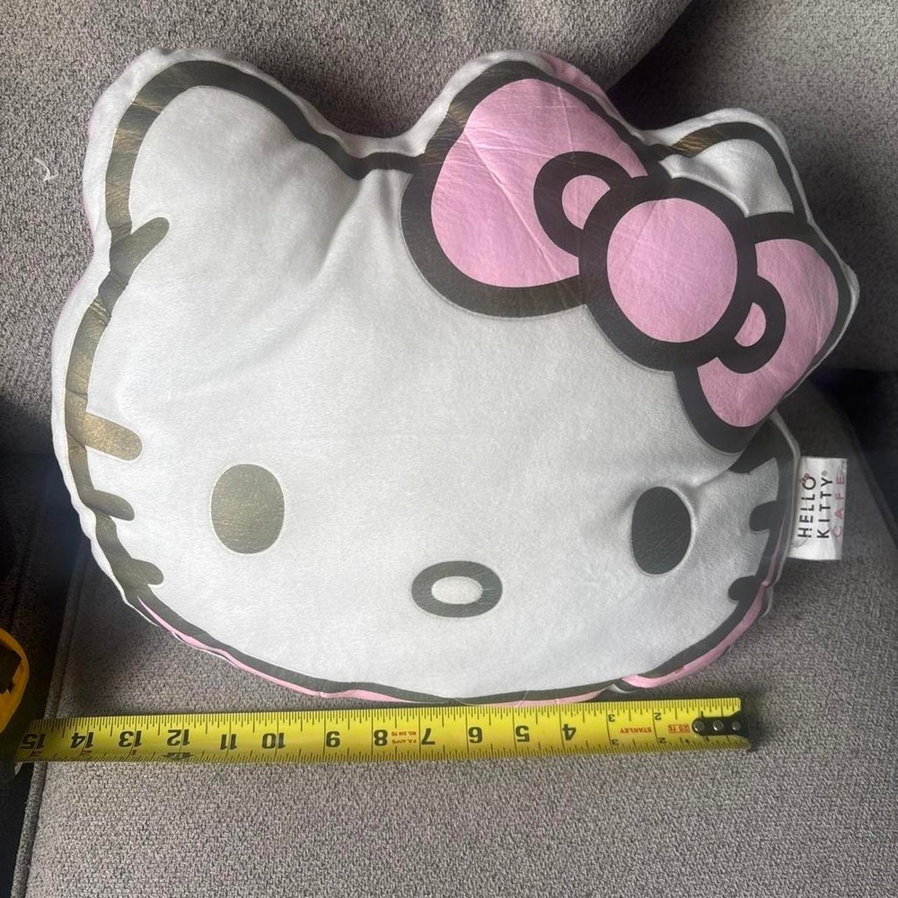 Hello kitty cafe pillow